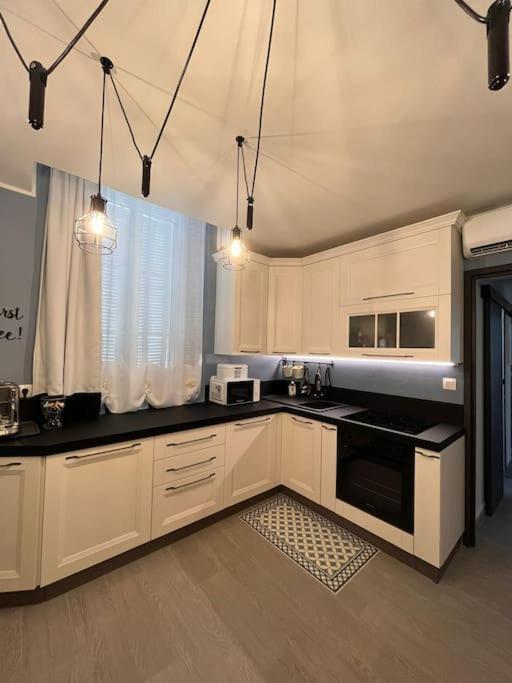 Apartamento Deux Pas Du Palais Du Festival Cannes Exterior foto